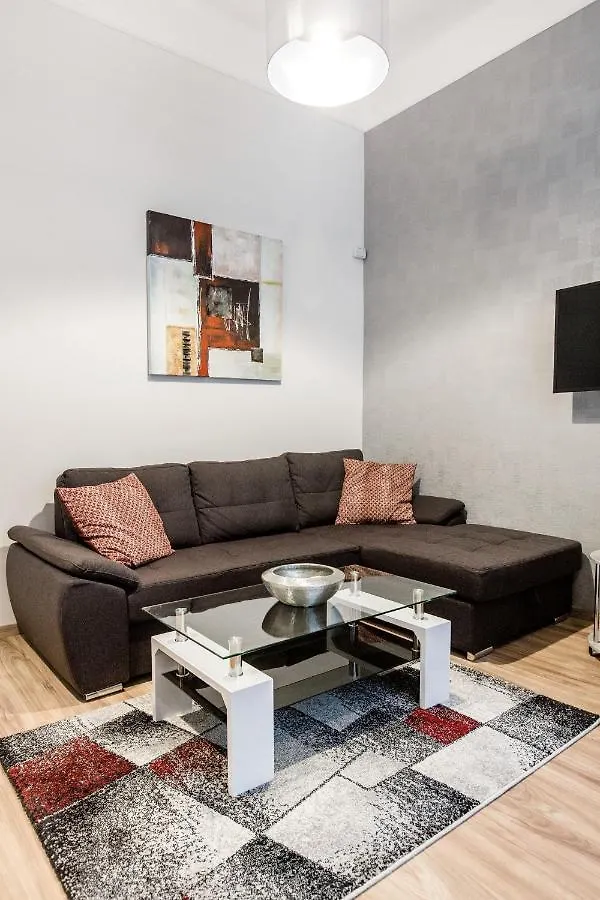 Quiet Nest In The Bustling Centre Of Budapest Apartment