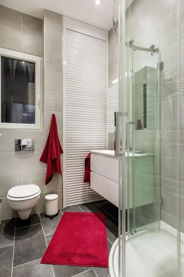 Quiet Nest In The Bustling Centre Of Budapest Apartment